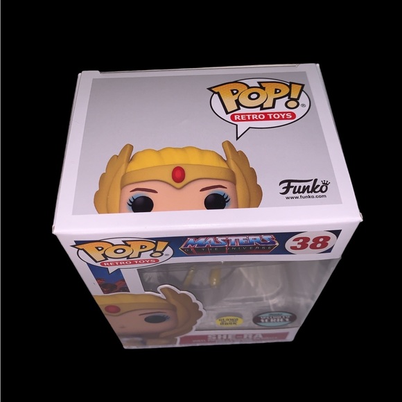Funko Glow in the Dark Specialty Series Masters of the Universe She-Ra Funko Pop - Picture 6 of 8